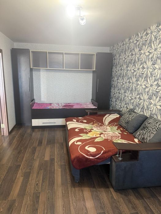 Свободи, новобудова