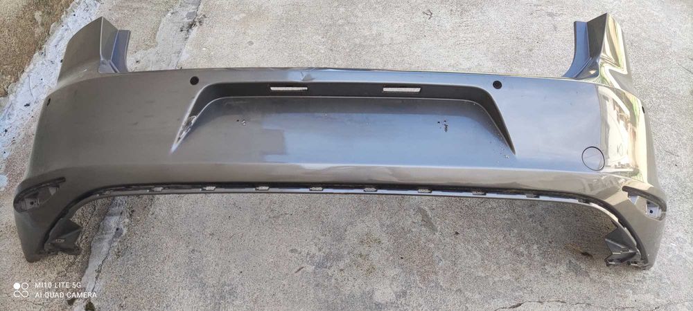 Para-choques traseiro VW Golfe V7.