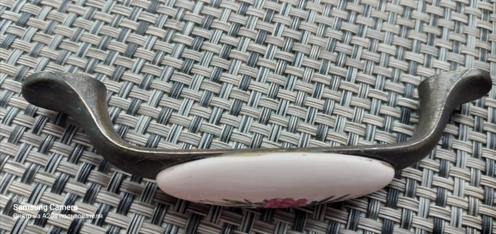 Латунна ручка  .