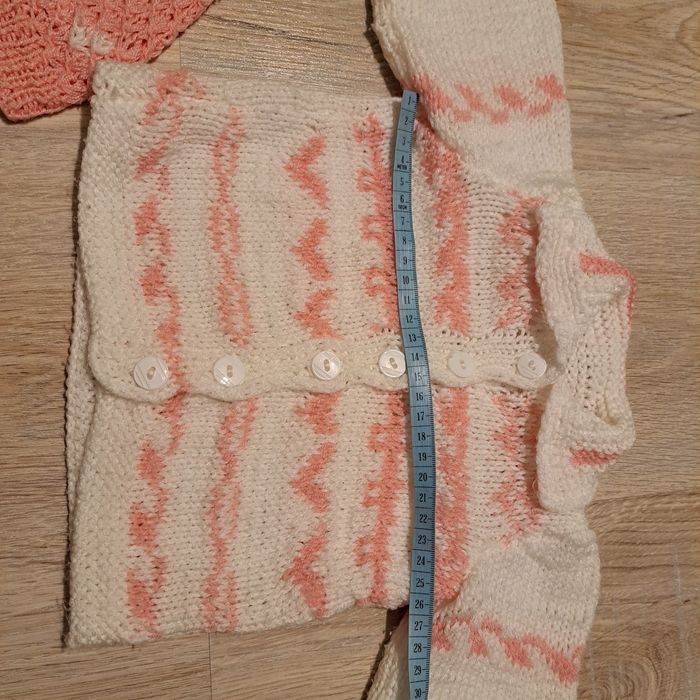 Dwa sweterki wełniane 74/80