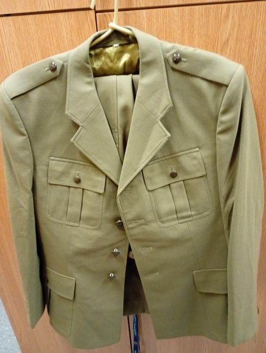 Mundur wojskowy wyjściowy