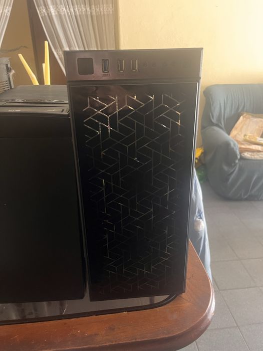 3 cases de computador