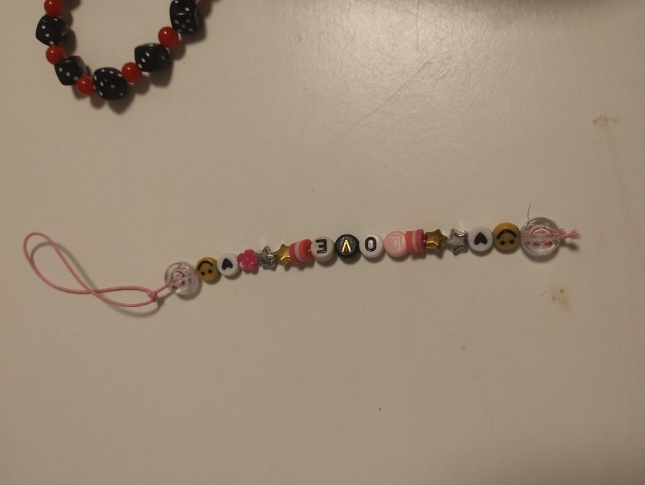 Breloczek ,,love,, samorobiony