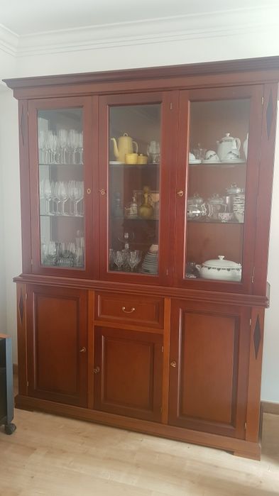 Louceiro em cerejeira 3 portas