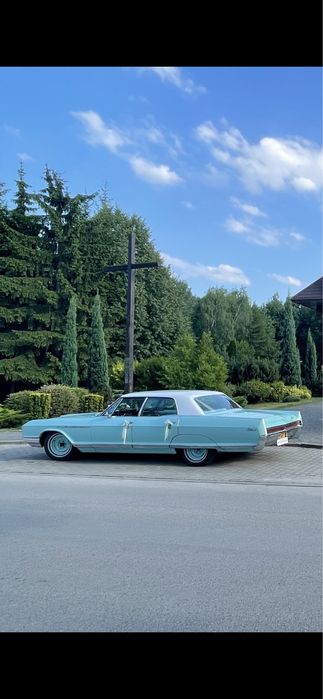 Auto do ślubu Buick electra 225 rok 1966 poj 6.6 litra 6-cio osobowy