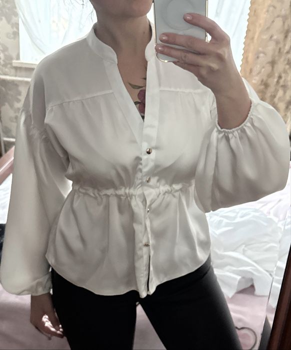 Продам нову шовкову блузу