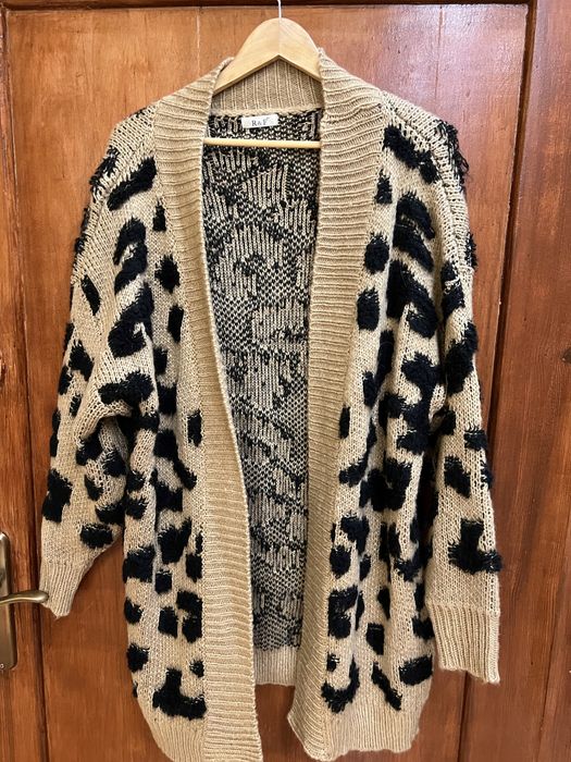 Nowy Sweter damski r. uniwersalny beżowy w czarne cętki