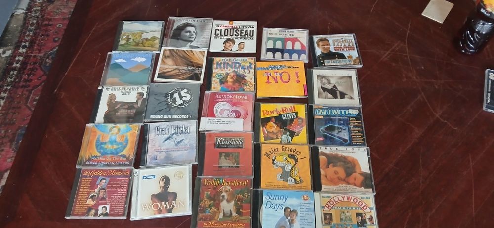 Kolekcja płyt CD 226 sztuk