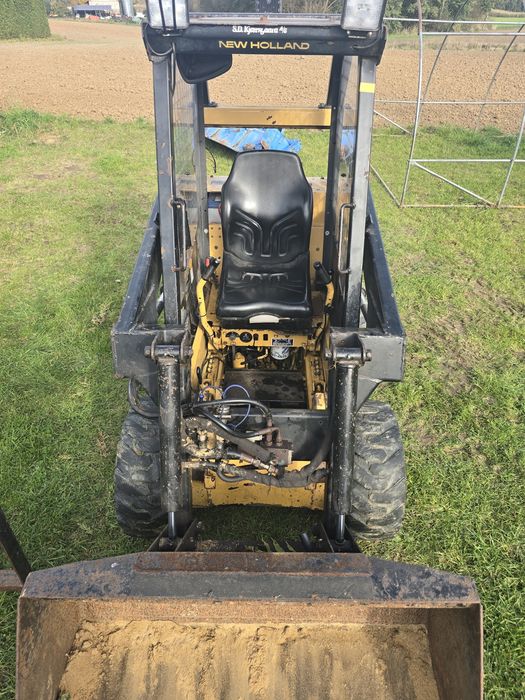 Miniładowarka New Holland (Bobcat)