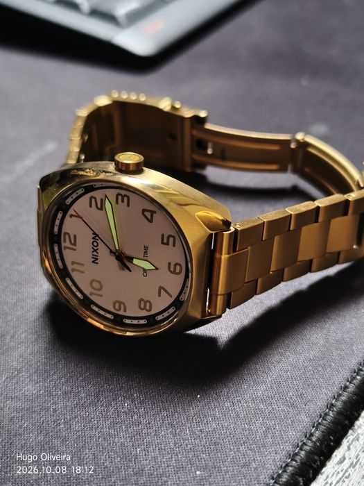 Relógio Nixon Circle Time Dourado