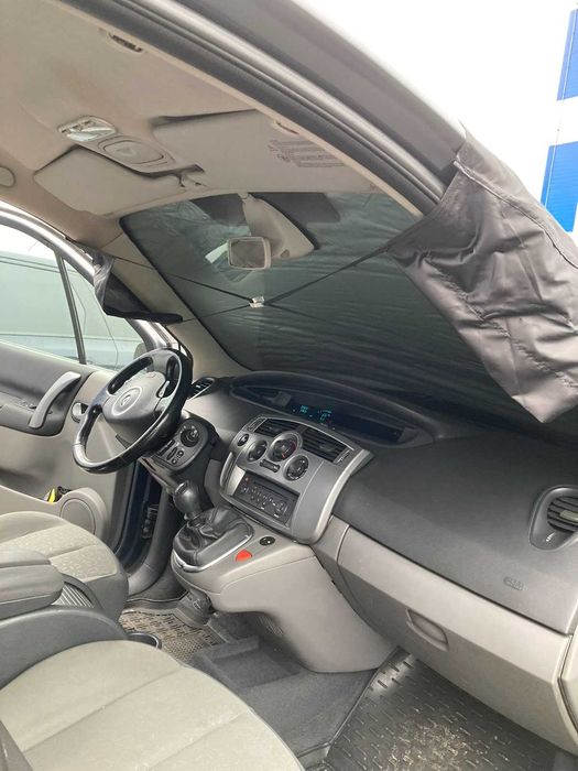 Накидка на лобове скло  від  сонця та снігу "літо - зима "