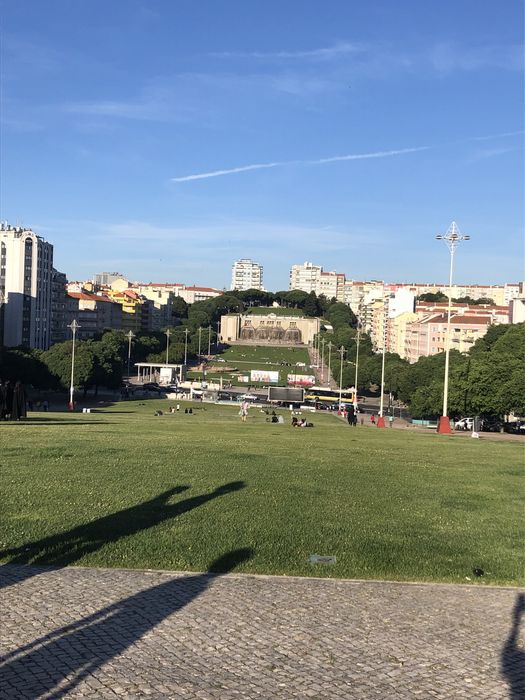 Ligue! T0 Quarto cama grande centro lisboa, metro arroios , alameda