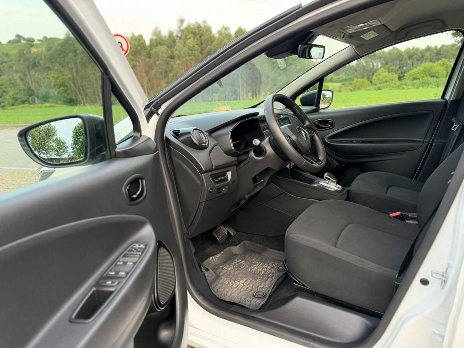 Renault Zoe 50kw (c/ Bateria) 5000km