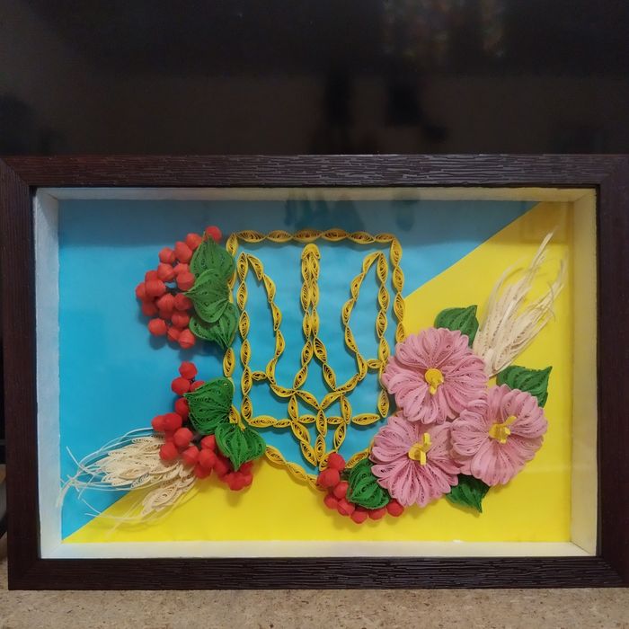 Картины из квиллинга Герб Украины