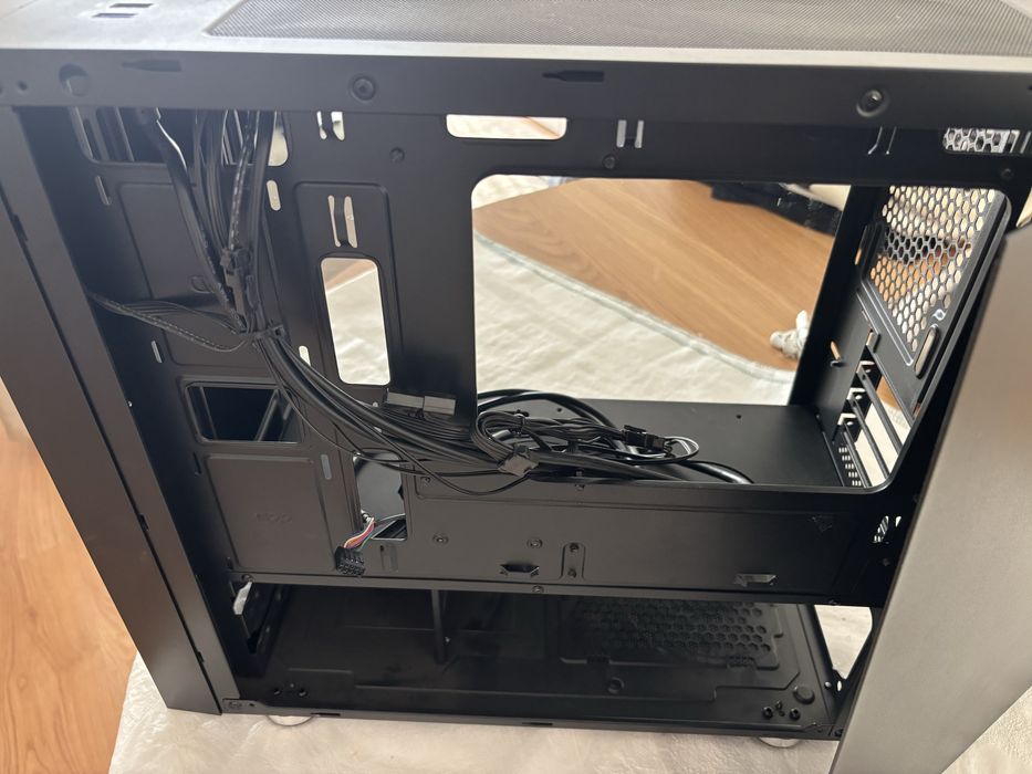 Caixa PC Kolink Inspire K6 RGB Micro-ATX (Como Nova + Caixa Original)