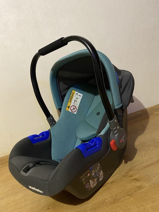 Дитяче автокрісло-люлька до 1 року.