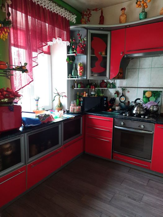 Кухня ,кухонный гарнитур