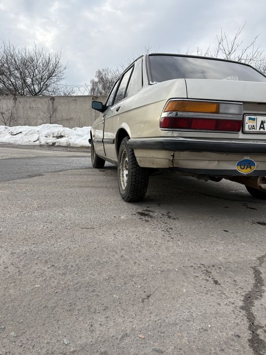 Обміняю бмв е28 на мото