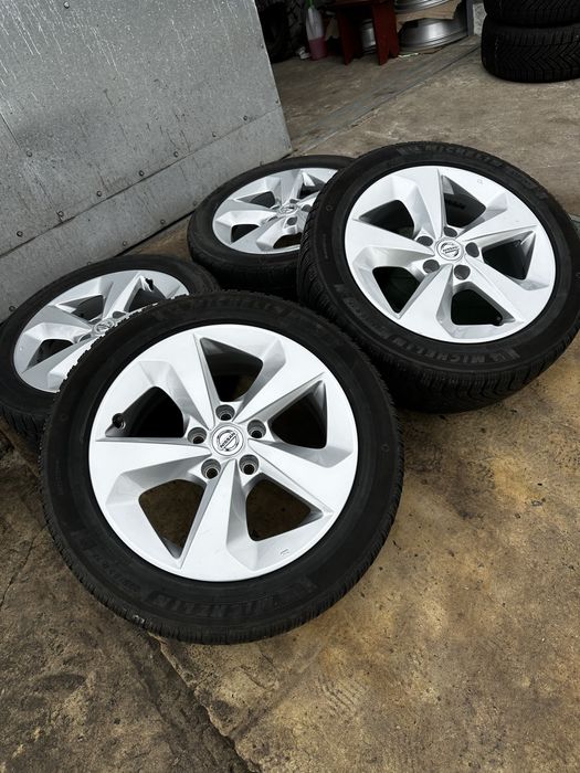 Диски 5/114,3 R17 +Шини Nissan Qasqai Juke Roque X-Trail Kadjar Koleos