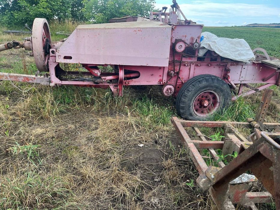 Продам прес для сіна
