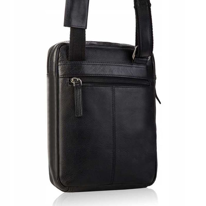 Betlewski torba męska listonoszka ze skóry naturalnej czarna elegancka