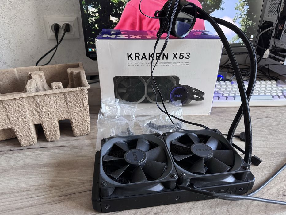 Система рідинного охолодження kraken x53