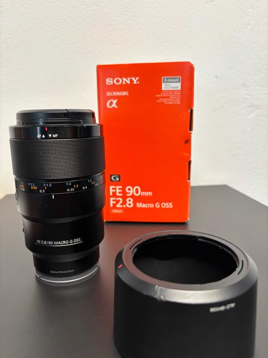Sony FE 90mm Macro