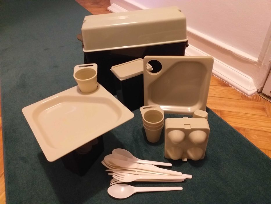 Caixa de piquenique em plástico, anos 70