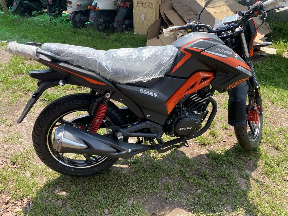 Новий Мотоцикл Спарк SP200 R 29 Spark SP200R-29