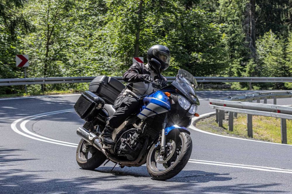Yamaha TDM 900 • 2002 • 91 000 км • Повне ТО • 3 кофра + Scottoiler