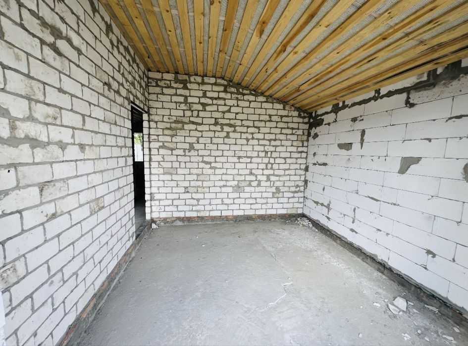 Продам дом  Подгороднее Новострой