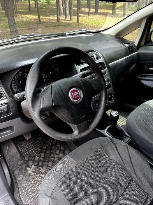 Продам авто Fiat Linea 1.4 turbo 2009г.в