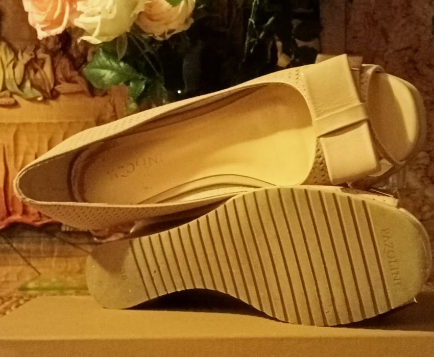 Сандалии босоножки