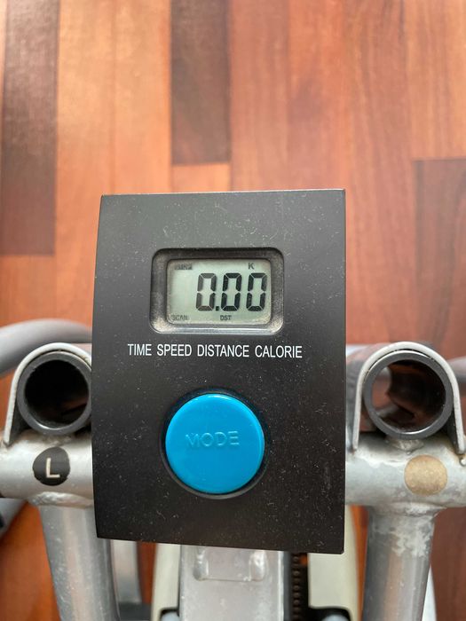 Elliptical Bike in Very Good Condition64751791903490123