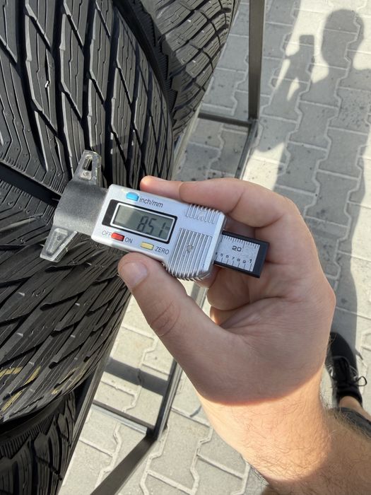 Шини Резина Зима Демо 265/40 R19 102V Michelin Pilot Alpin 5