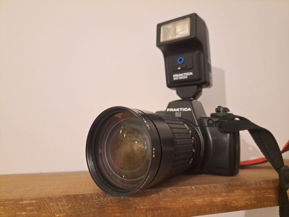 Aparat analogowy Practica BX20s