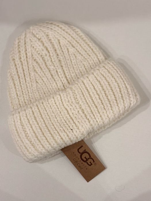 Шапка “UGG”