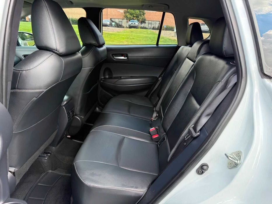 Toyota Corolla Cross XLE      2022