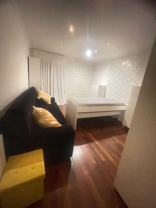 Duas camas de solteiro