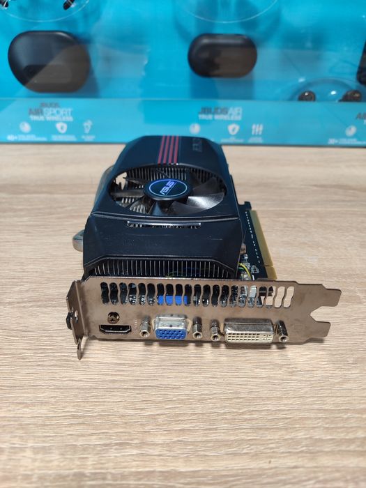 Відеокарта ASUS NVIDIA GeForce GTX 550Ti 1 GB