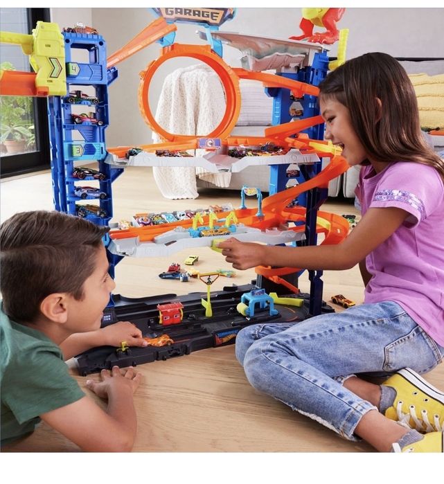 Hot Wheels City Атака дракона Легендарний гараж з драконом дракон garage. Мега гараж
