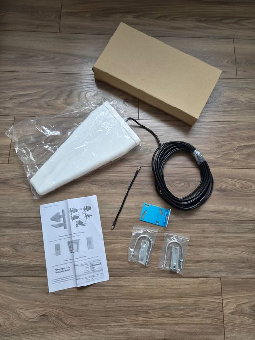 Antena kierunkowa LPDA 20 dBi LTE, 4G GSM+kabel ~10m, konektor i uchwyt. Nowa.