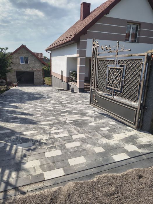 Укладання бруківки