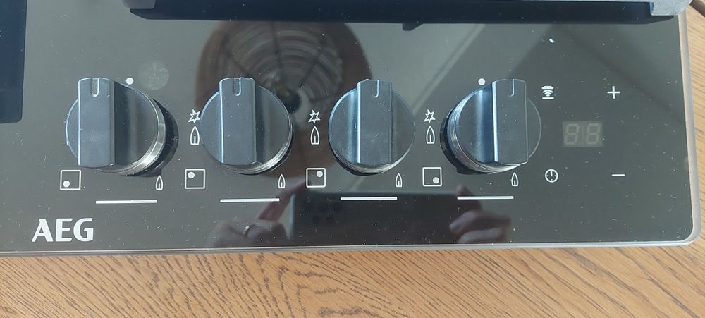 Vendo Placa AEG a gás natural  HKB64451NB