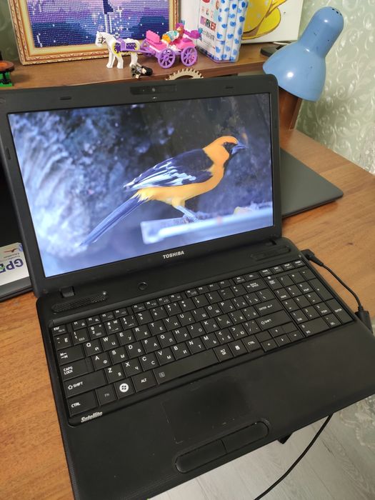 Продам ноутбук Toshiba