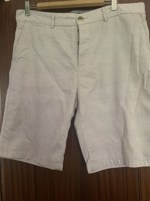 Calcao de homem bordeaux e branco