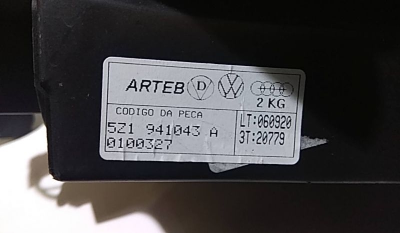 Ótica / farol esquerda VOLKSWAGEN Fox (5Z1, 5Z3, 5Z4)