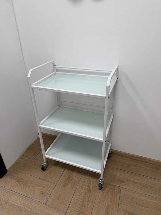 Візок косметологічний на колесах на три полиці 500х350х820мм, як новий