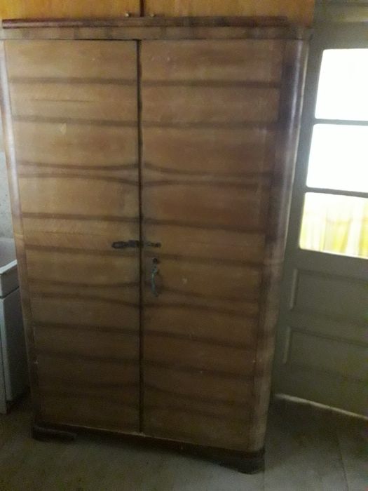 Продам шкаф 50-х років