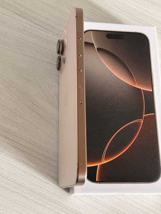 Apple iPhone 16 Pro Max 256Gb Desert Titanium Neverlock